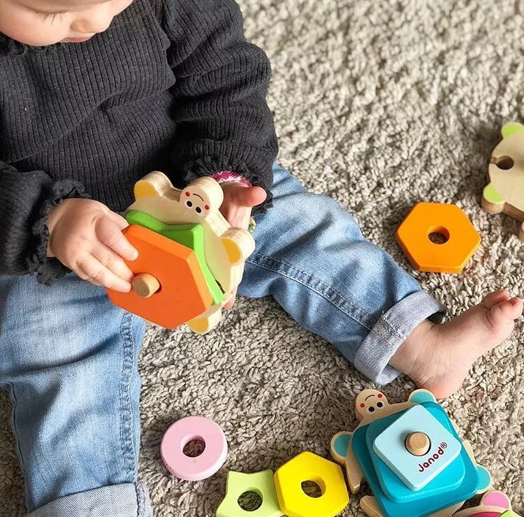 Tipy na hračky pre dojčatá a batoľatá